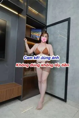 Phương Trang - Vú to'Bướm mướt, yêu chiều khách