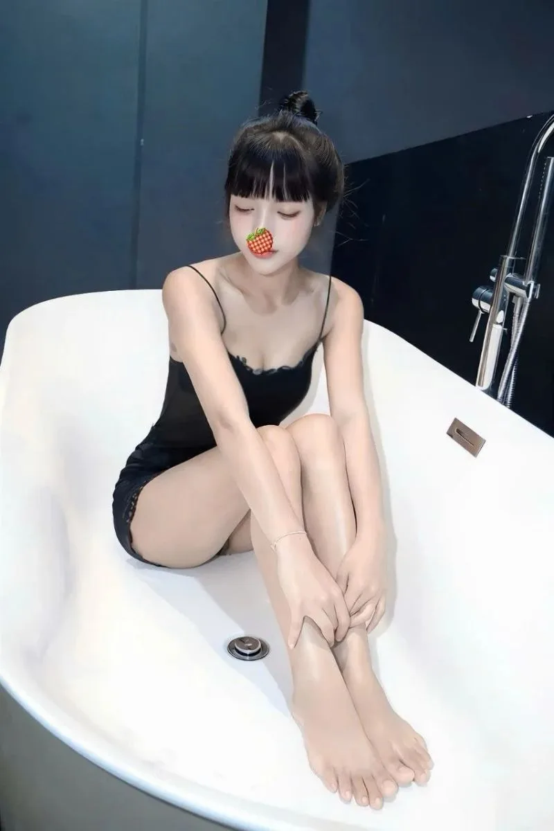 Ảnh 5 - 🦋Khả Như 2k6🦋 Mặt baby,Bím hồng khít