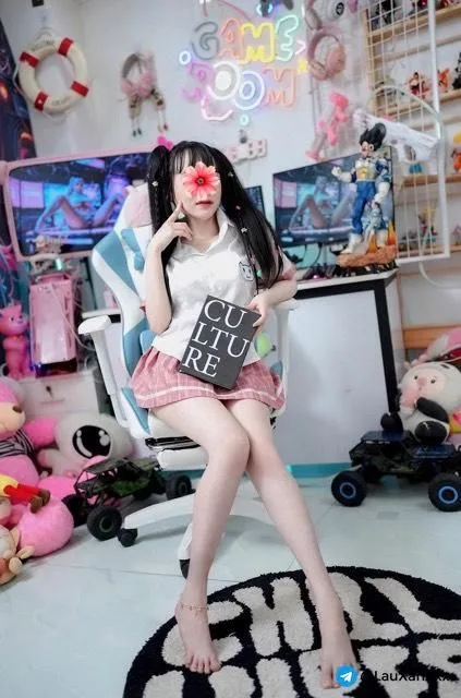 Ảnh 18 - Khả Ái 2K2 - Streamer Mới Nổi - Cân Đường Tình Thắng Đường Đua
