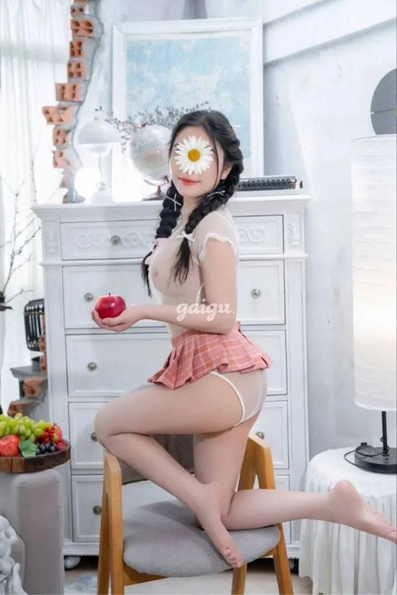Ảnh 5 - TRÀ MY - XINH TEEN , BODY ĐẸP TỰ NHIÊN . VÚ BÍM TUYỆT HẢO.