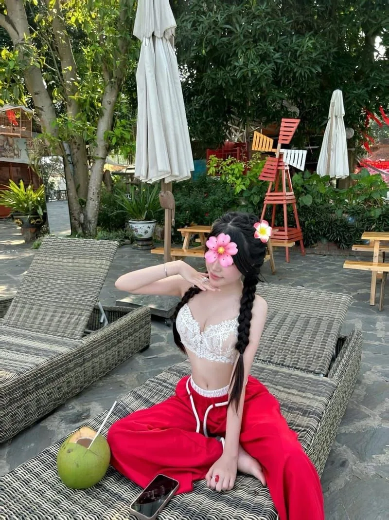 Gái gọi TUYẾT NHI - HOTGIRL YÊU NGHỀ, NGOAN CHIỀU , TÌNH CẢM,KĨ THUẬT ĐIÊU LUYỆN ĐỈNH CAO KHI NÊN GƯỜNG 2K5 - - Thành phố Tam Kỳ