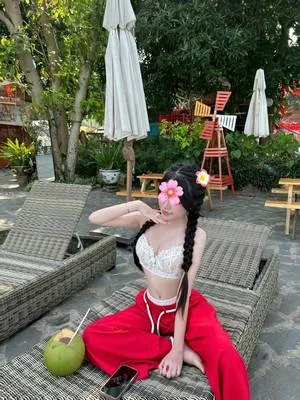 TUYẾT NHI - HOTGIRL YÊU NGHỀ, NGOAN CHIỀU , TÌNH CẢM,KĨ THUẬT ĐIÊU LUYỆN ĐỈNH CAO KHI NÊN GƯỜNG 2K5 -