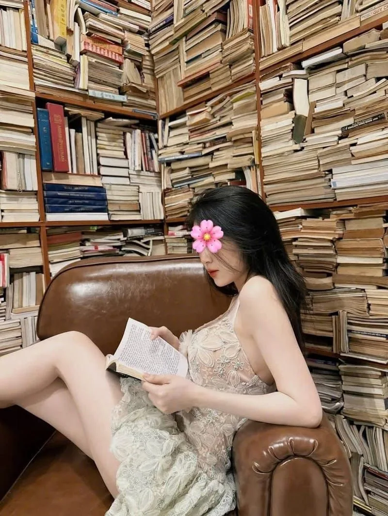 Ảnh 3 - 🦋🦋 khánh Linh 🦋🦋 vú to bím xạch 🦋 bóp bú thoả mái 🦋🦋