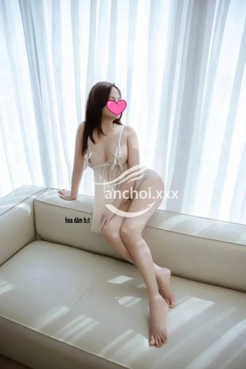 Ảnh 8 - NGỌC NHI - DÂM THỦ , DUYÊN DÁNG ,MÔNG TO,BÝM MÚP