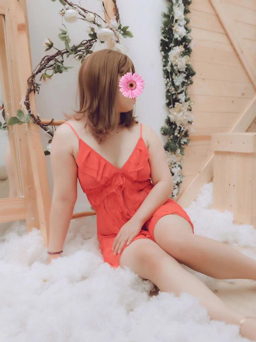 Ảnh 3 - Quỳnh Anh Babe dâm dãng ,thổi kèn bao phê ,doggy cực phê ,ngoan ,chiều khách