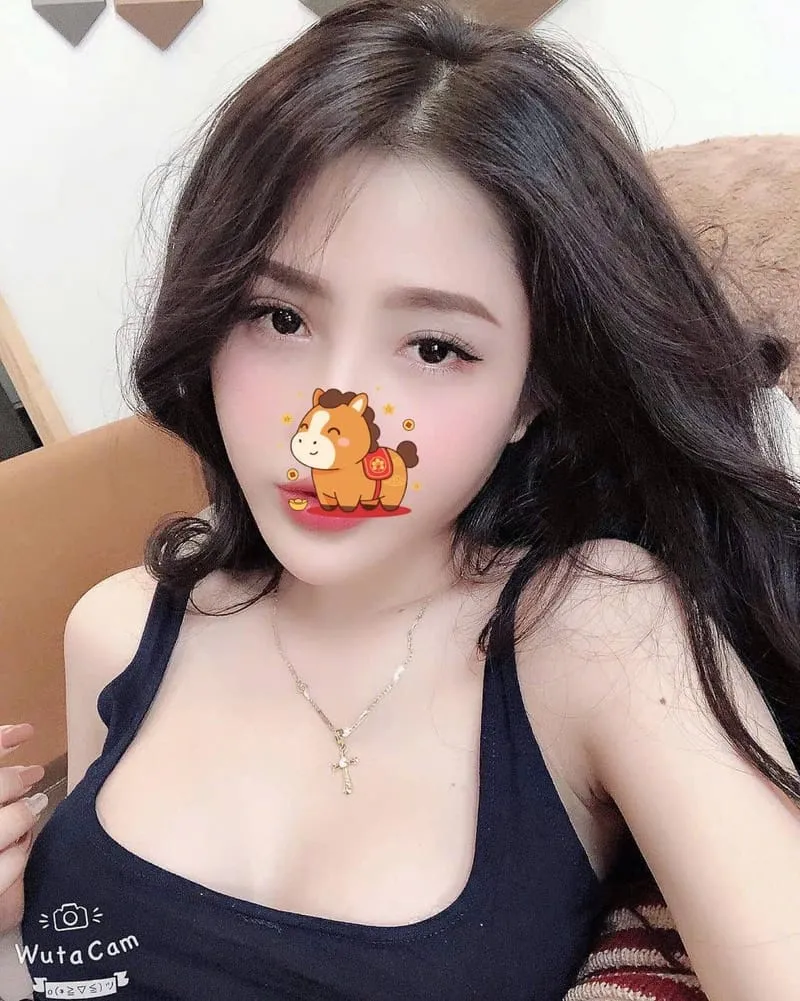 Gái gọi ÁNH DƯƠNG XINH XẮN EO THON MÔNG CONG BƯỚM MÚP - Thành phố Dĩ An
