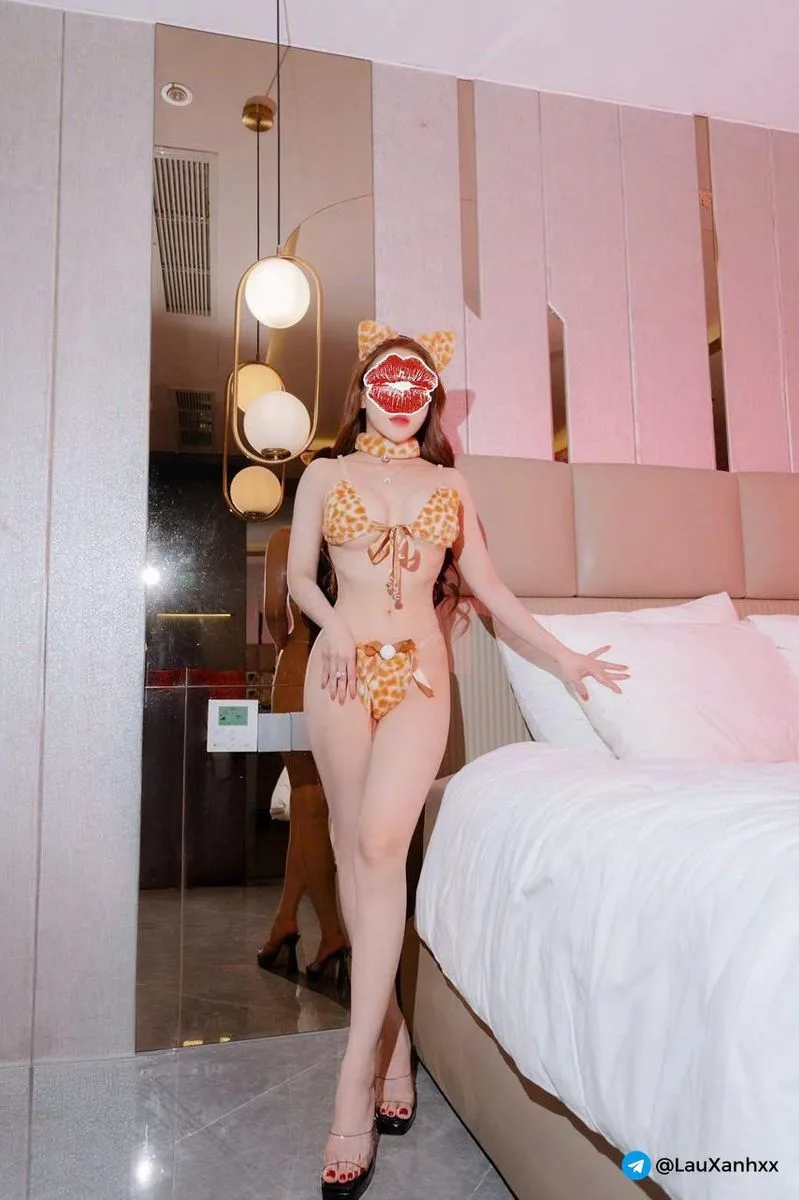 Ảnh 11 - GÁI DÂM MIU MIU BODY GỢI CẢM CHÂN DÀI MIÊN MAN LÀM TÌNH MAX PHÊ