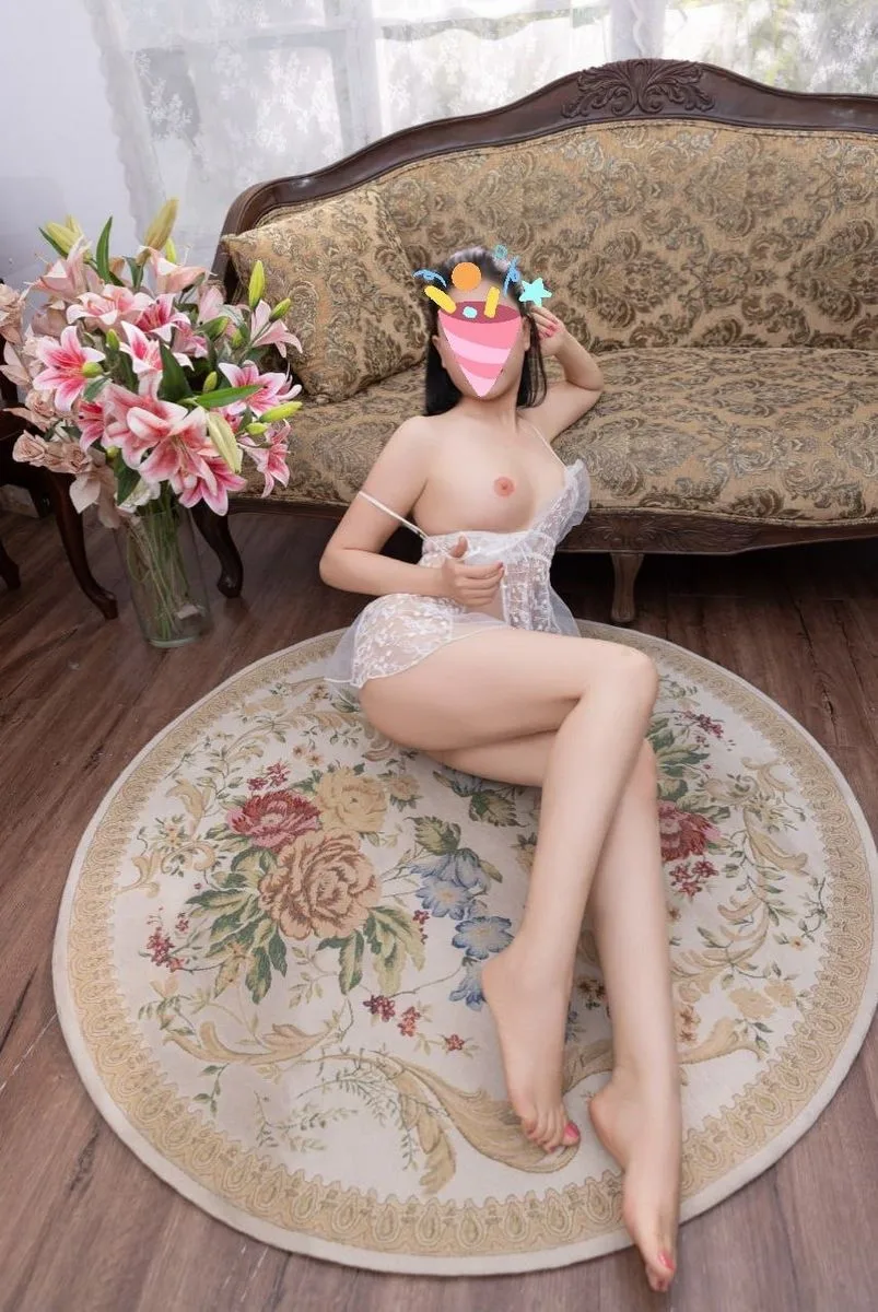 Ảnh 10 - Tuệ Lâm - Mặt xinh dáng cao, làm tình đình