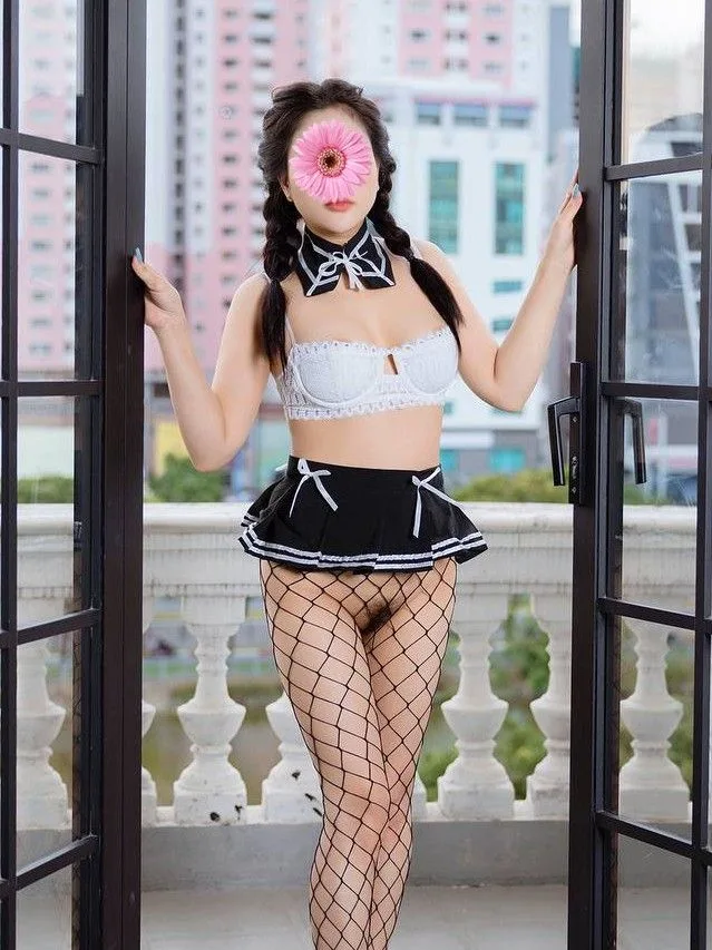 Ảnh 3 - Khánh Quỳnh - Sexy quyến rũ - Làm tình ngây ngất
