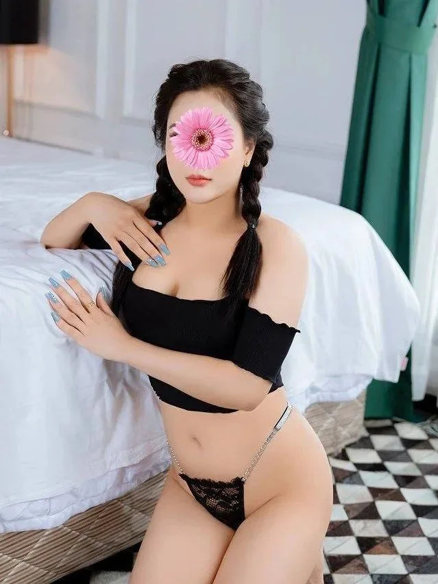 Gái gọi Khánh Quỳnh - Sexy quyến rũ - Làm tình ngây ngất - Huyện Mê Linh