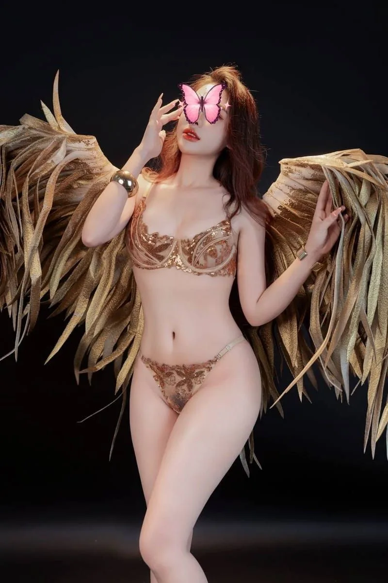 Gái gọi Khánh Ngọc Hotgirl Chân Dài Da Trắng - TP.Buôn Ma Thuột
