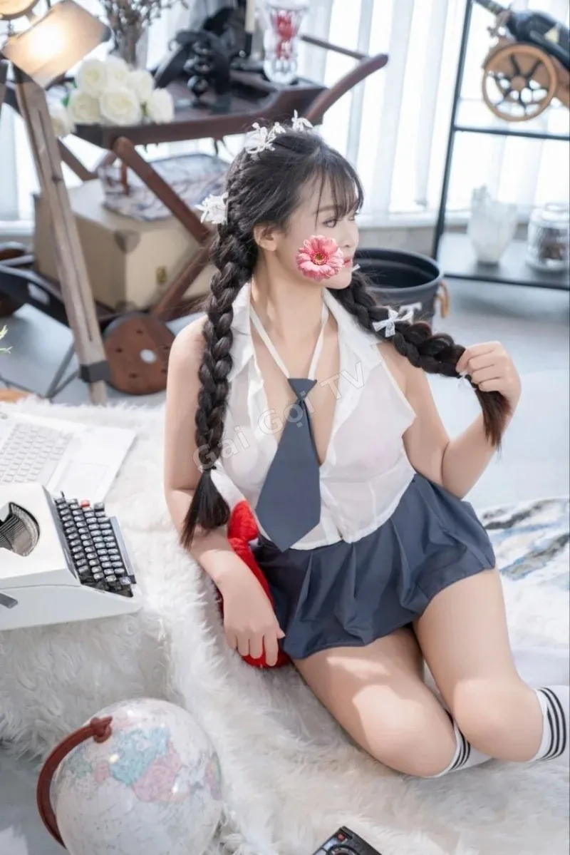 Ảnh 8 - ❤️HOT CLIP SEX❤️ BÉ HỒNG 2K2 VẺ ĐẸP TRONG SÁNG LẦN ĐẦU ĐI LÀM CỰC CHIỀU KHÁCH