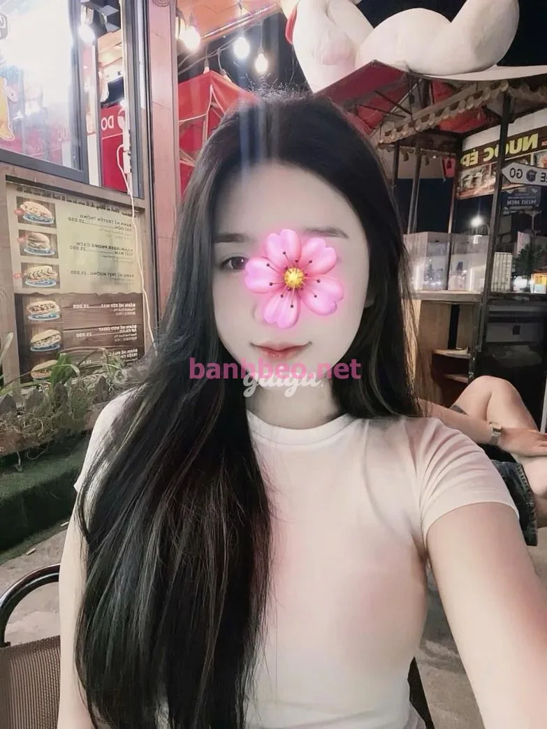 Gái gọi PHƯƠNG NHI 2K4 VẺ ĐẸP RẠNG RỠ,CẶP VÚ NON TƠ CHẤT LƯỢNG NGUYÊN VẸN - Quận Sơn Trà