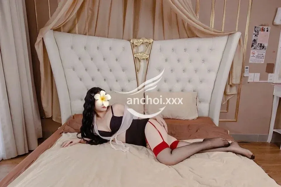 Ảnh 6 - Như Ý_ Gái xinh chiều khách, body gợi cảm