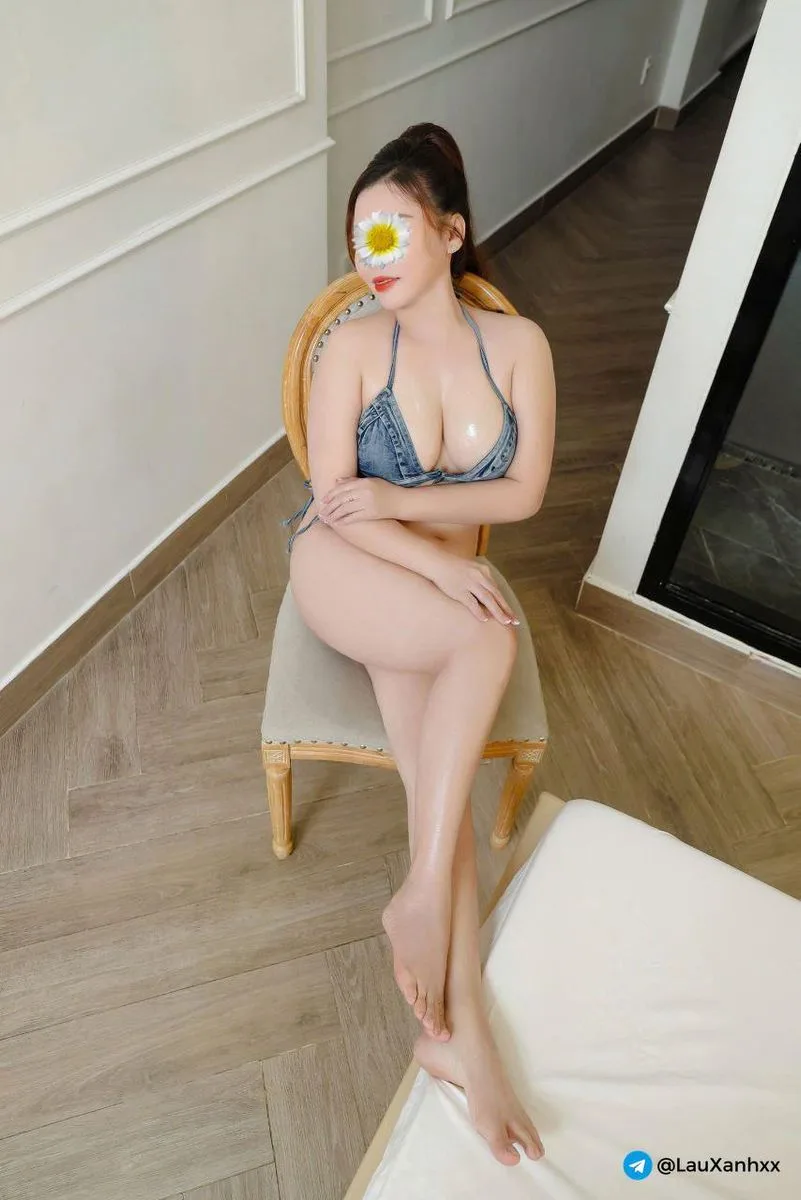 Ảnh 4 - ÁI NHI PHỤC VỤ NHIỆT TÌNH LÀM TÌNH HẾT MÌNH